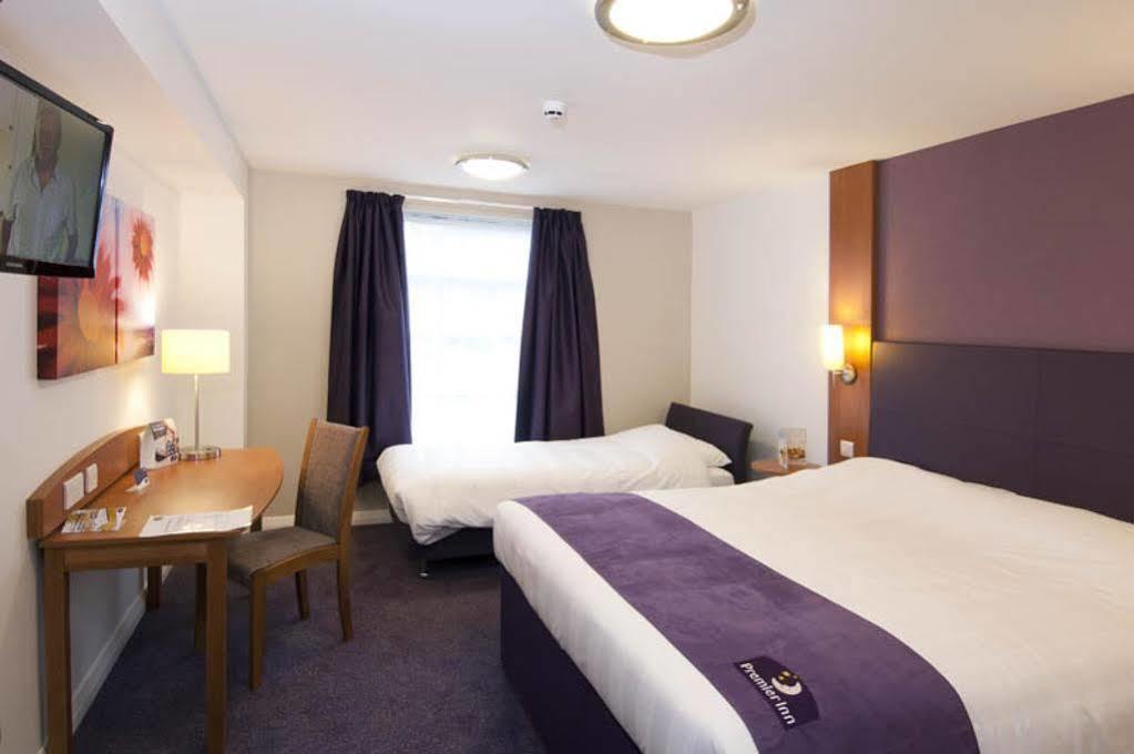 Premier Inn Chelmsford Buitenkant foto